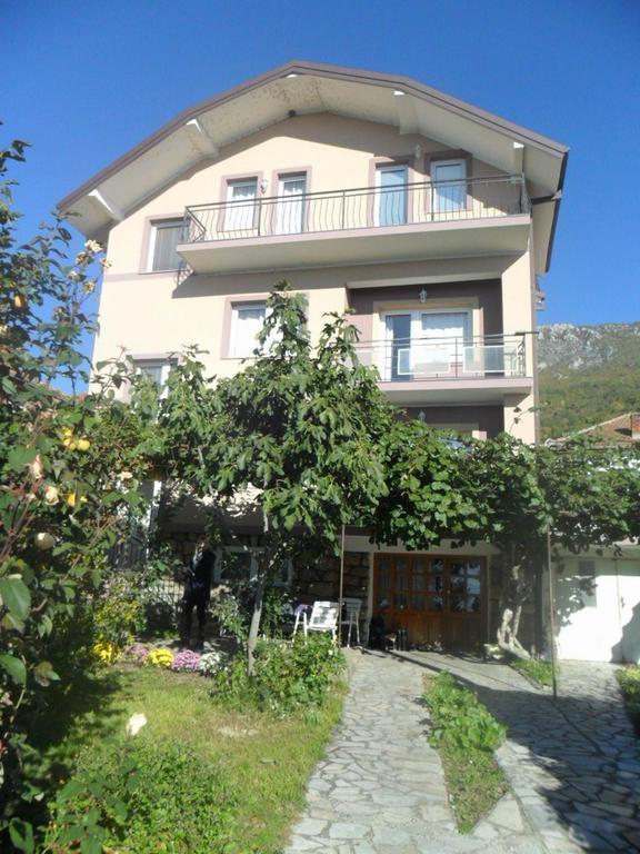 Guesthouse Zimovski Peštani Dış mekan fotoğraf