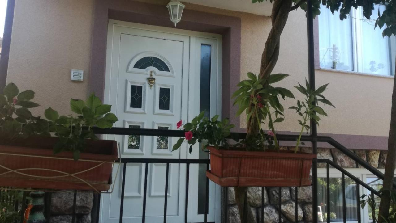 Guesthouse Zimovski Peštani Dış mekan fotoğraf