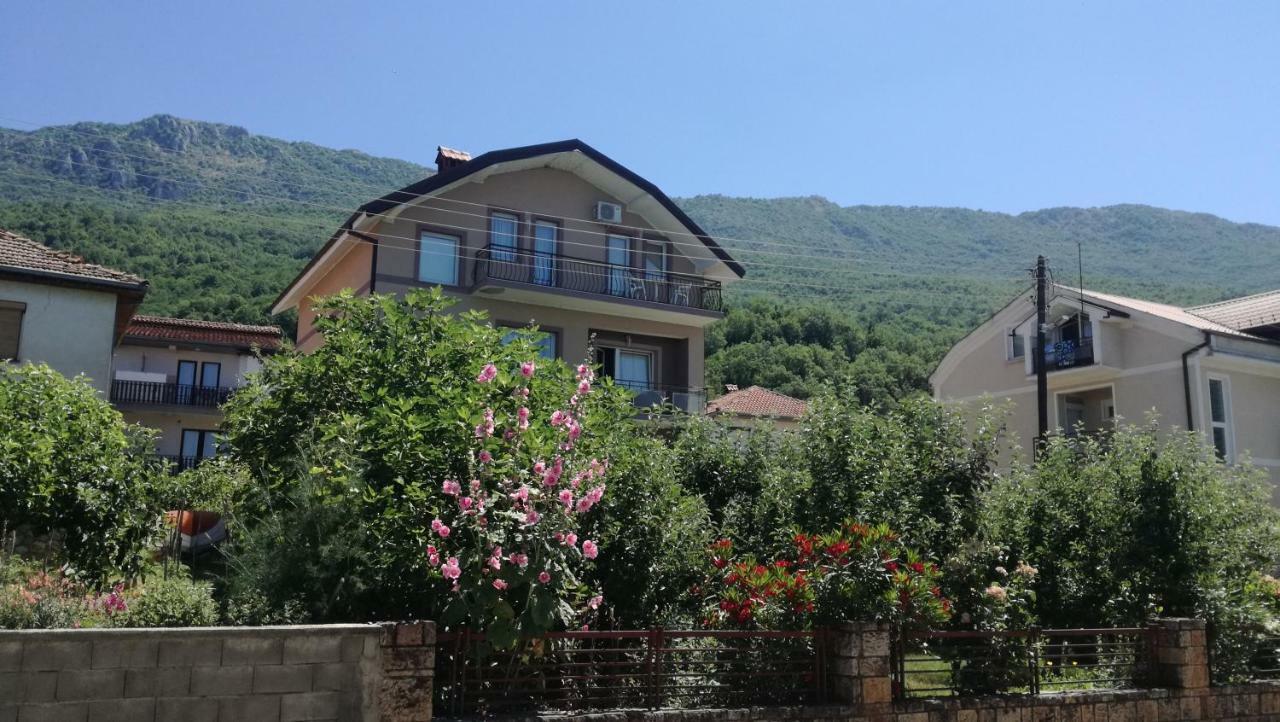 Guesthouse Zimovski Peštani Dış mekan fotoğraf